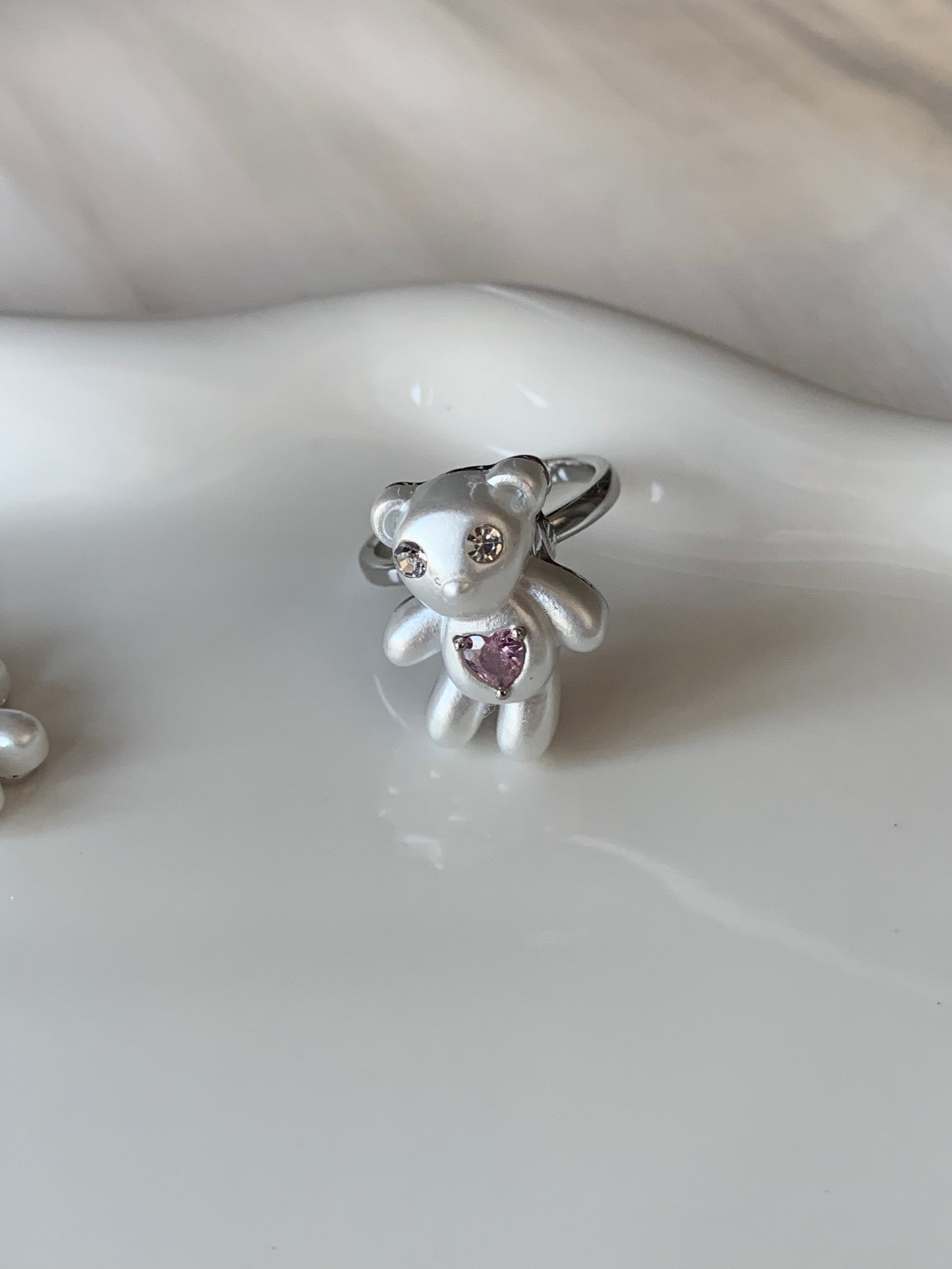 Love Power Hearfelt Bear Ring