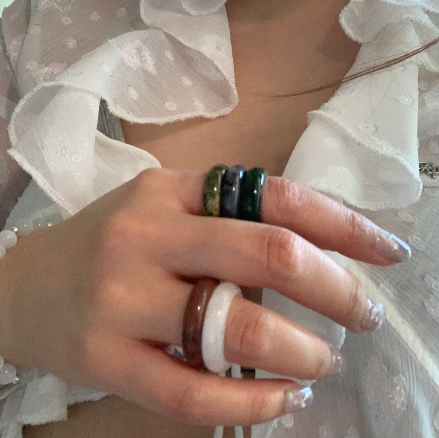 modal wearing the rings stack style4