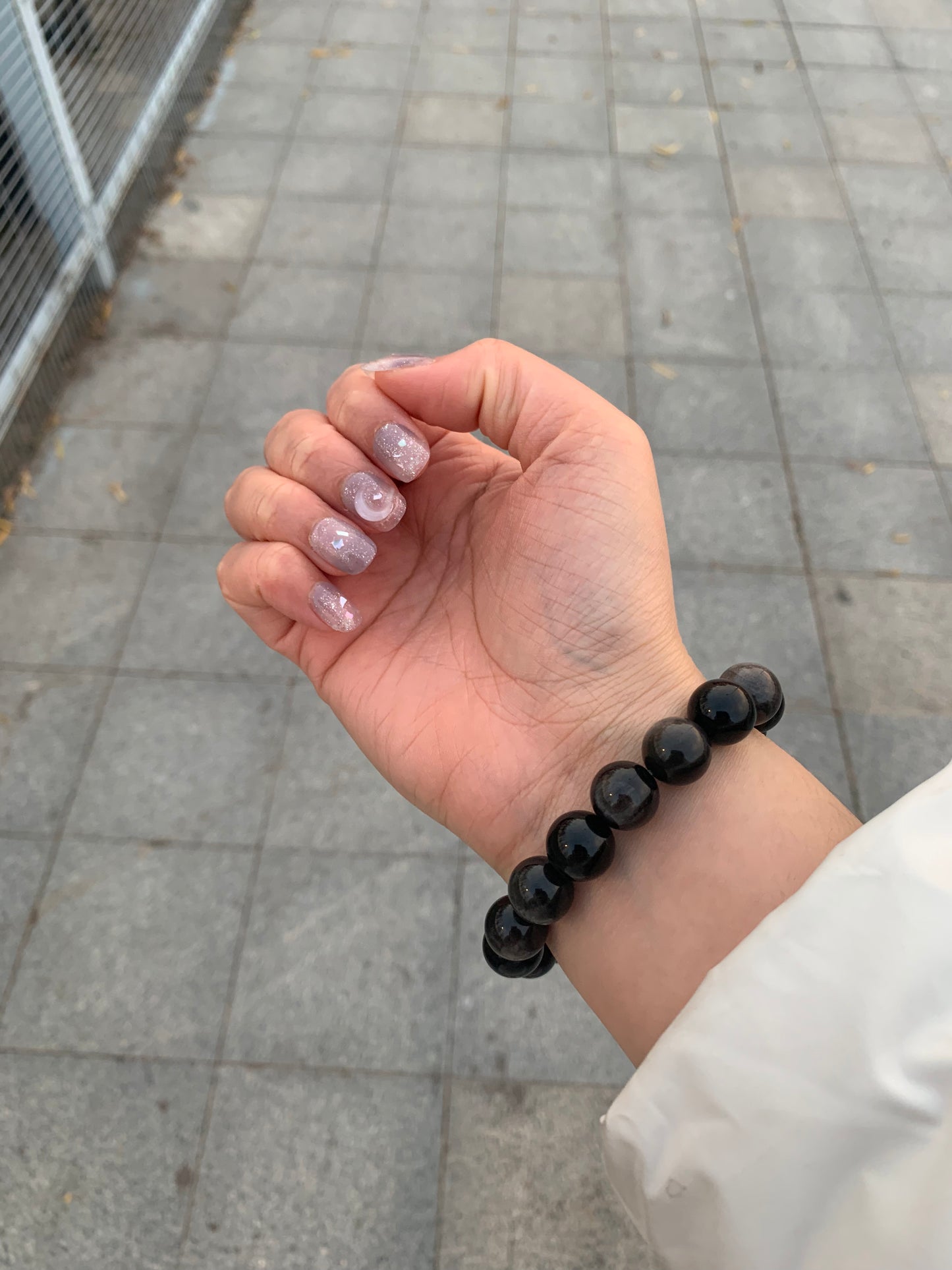 Joy Power Reusable Lunar Glow Short Press On Nails
