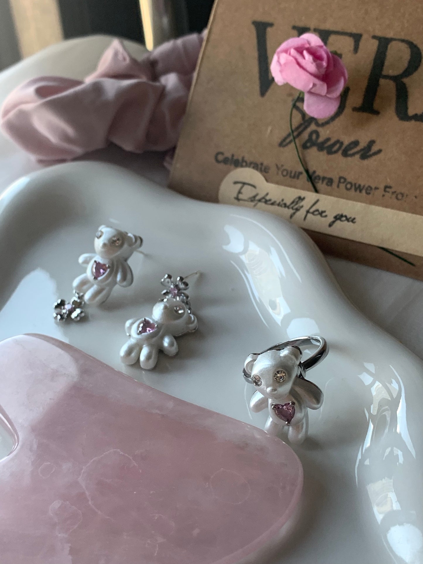 Love Power Hearfelt Bear Ring