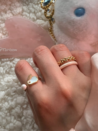 An elegant gold bunny ring, embodying themes of renewal and the power of new beginnings.